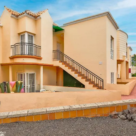 Yucca Park Apartment